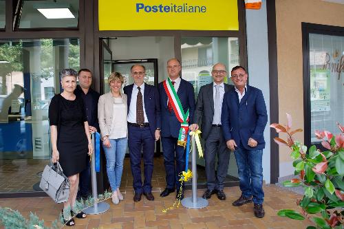 Taglio del nastro per la nuova sede dell’Ufficio Poste Italiane di Madonna di Buja